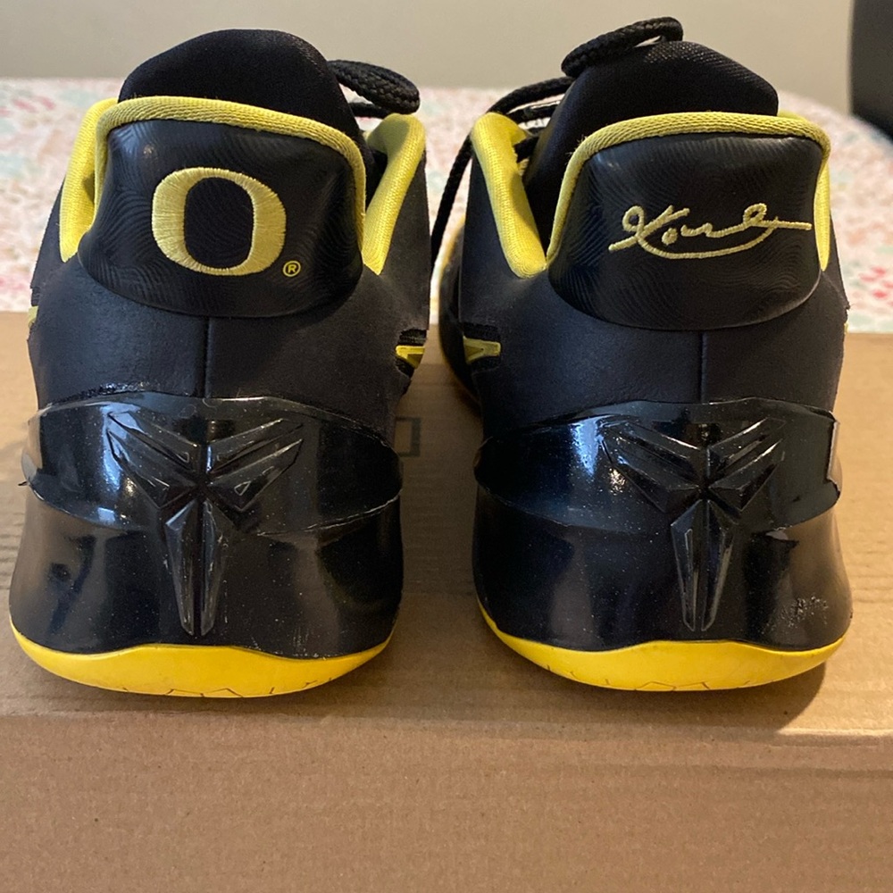 KOBE AD NIKE SNEAKERS